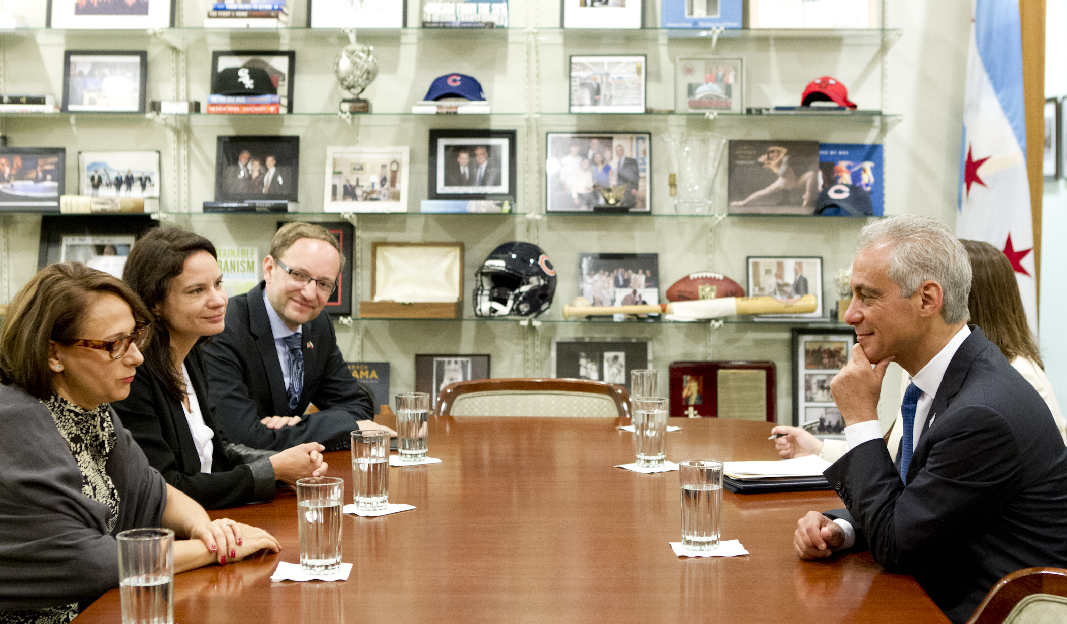 Mayor Emanuel today welcomed the Mayor of Prague, Adriana Krnáčová, and a Czech delegation to Chicago.